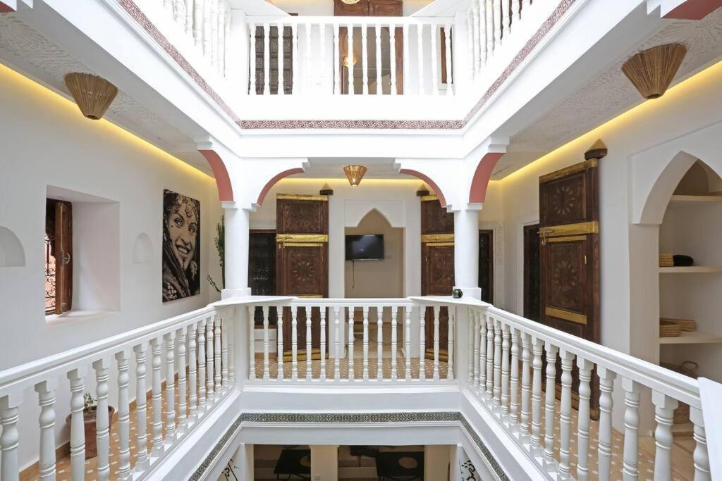 Riad El Khir En Centre Ville Rooftop Et Bassin มาร์ราเกช ภายนอก รูปภาพ