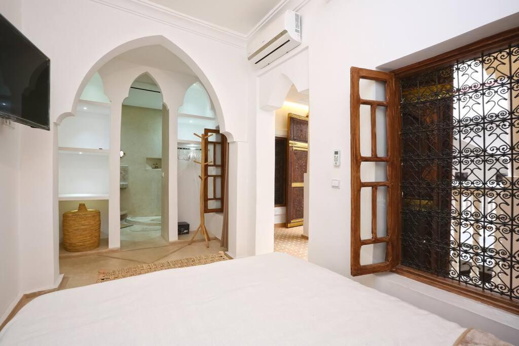 Riad El Khir En Centre Ville Rooftop Et Bassin มาร์ราเกช ภายนอก รูปภาพ
